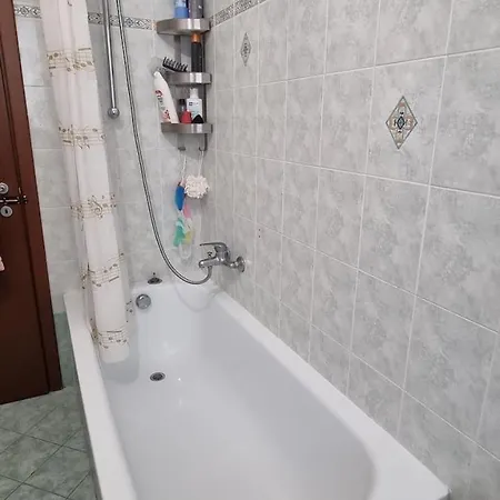 Cosy Spacious With Private Balcony